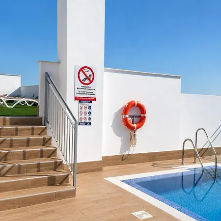 Spacious And Bright Only In August - Espacioso Y Luminoso Disponible Solo En Agosto Marbella