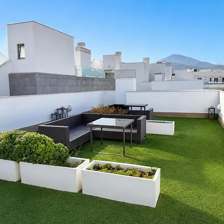 Apartment Spacious And Bright Only In August - Espacioso Y Luminoso Disponible Solo En Agosto *
