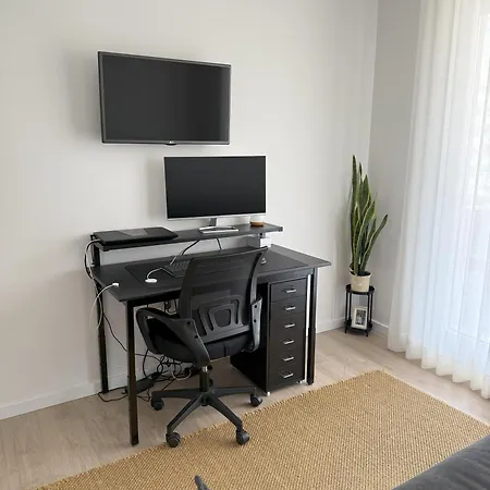 Spacious And Bright Only In August - Espacioso Y Luminoso Disponible Solo En Agosto Apartment *